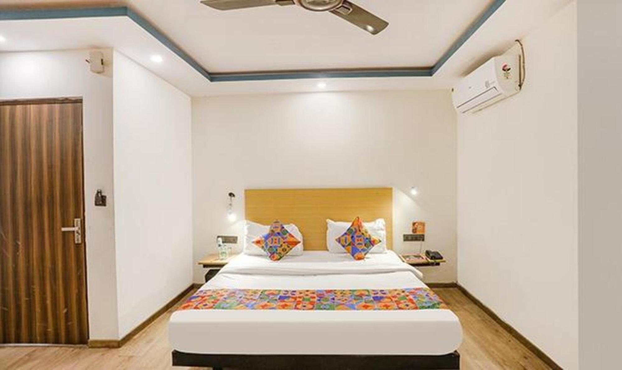 Fabhotel F9 Sector 58 Noida Esterno foto